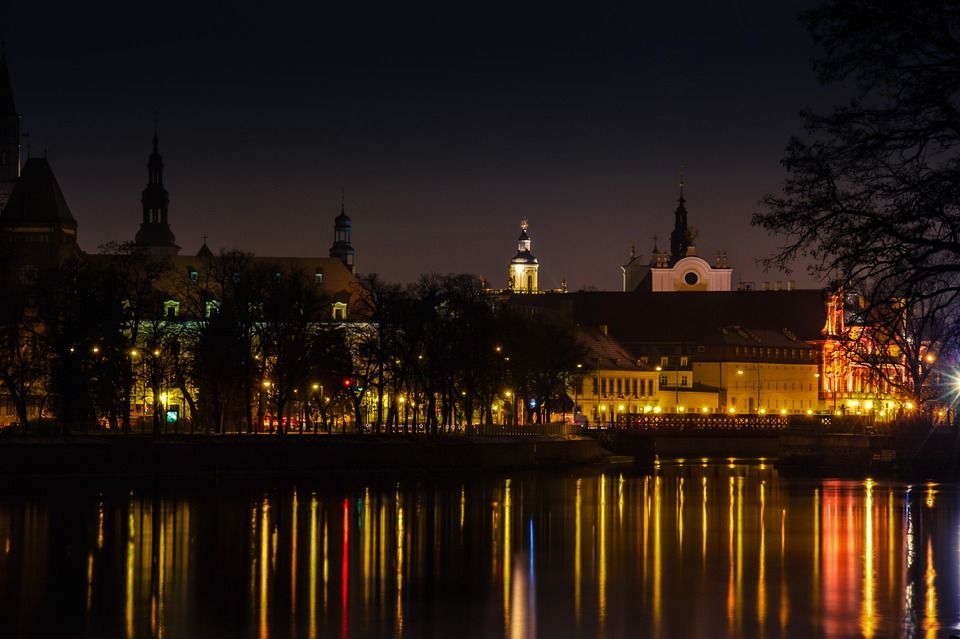 miasto Wrocław - centrum nocą